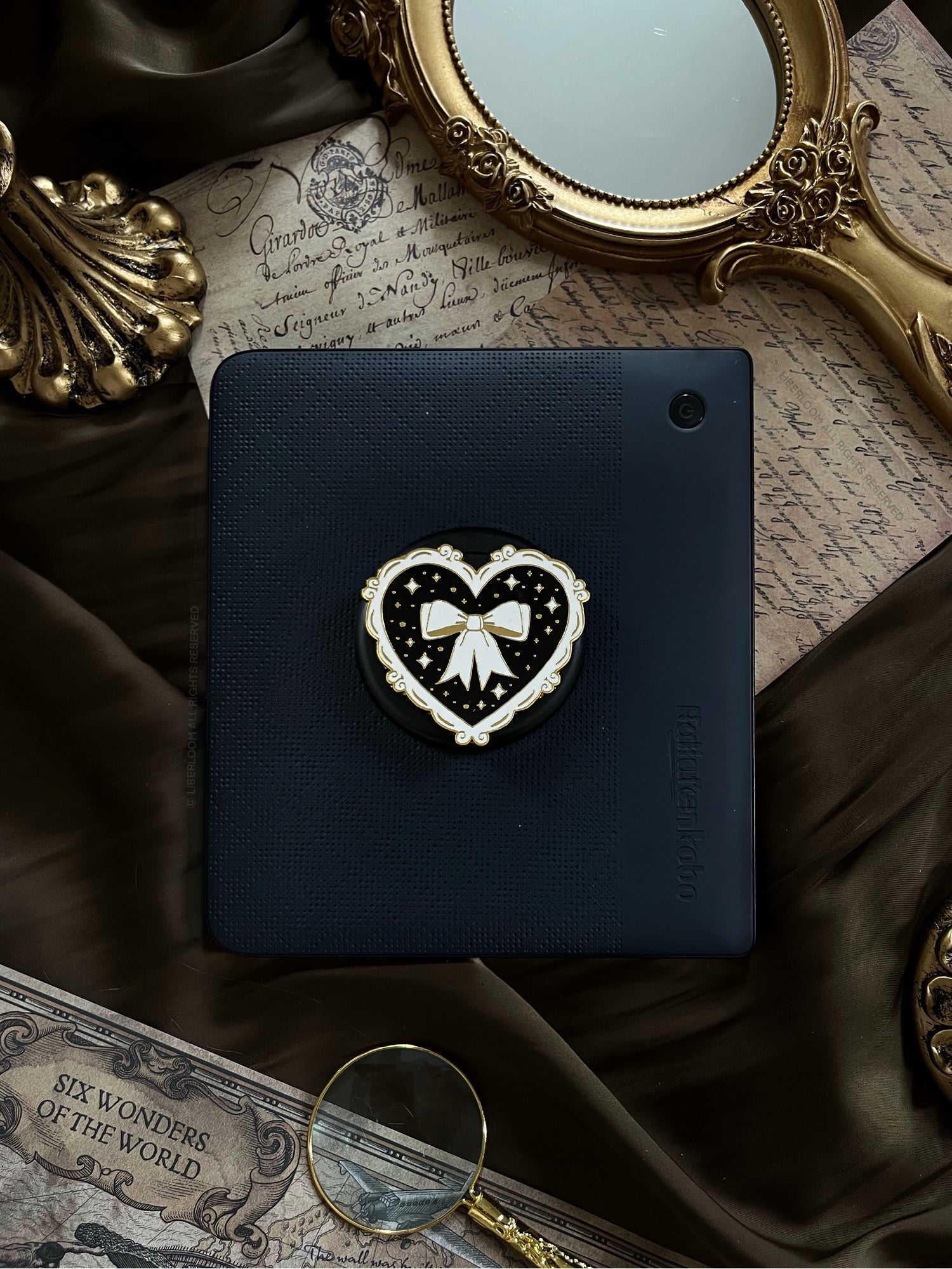 Magnetic Kindle & Phone Grip - Black Coquette