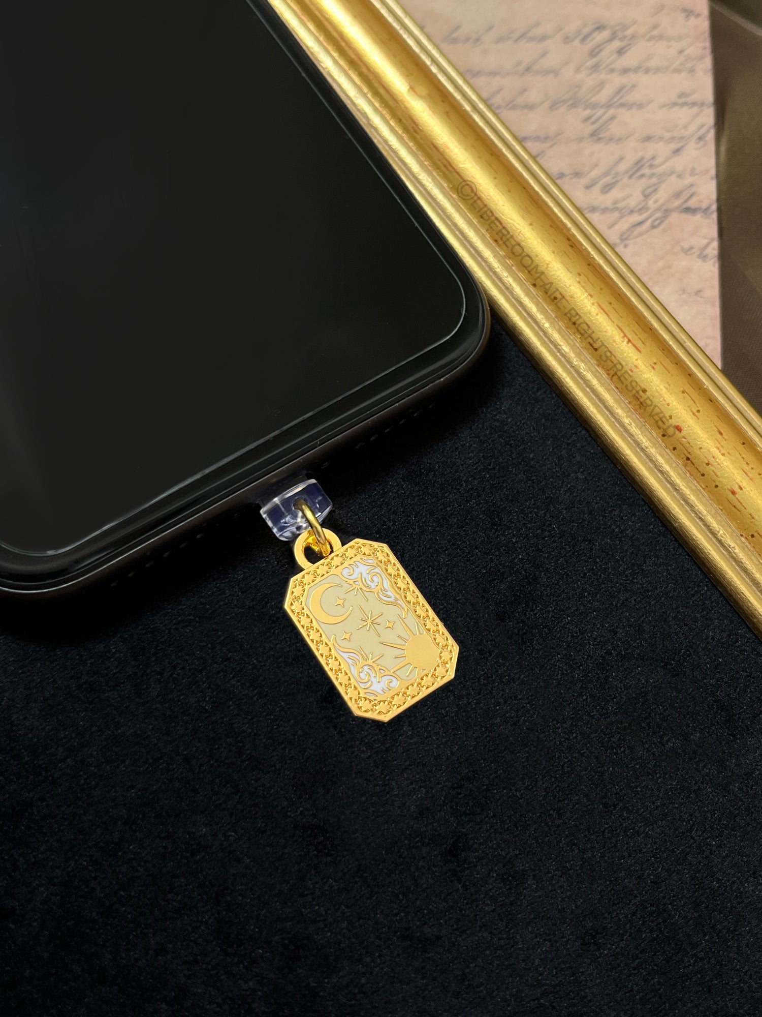 Sun & Moon - Dust Plug