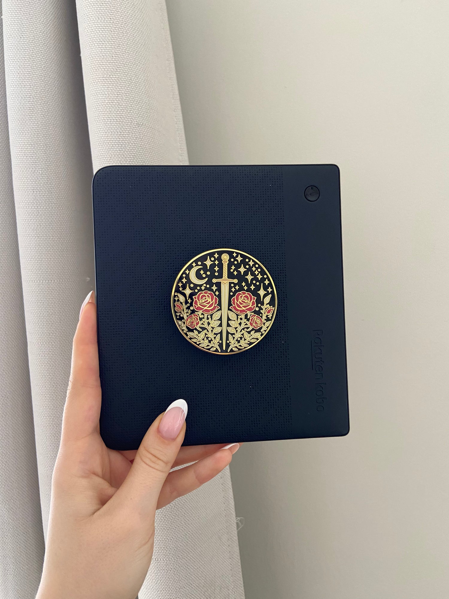 Second - Romantasy Magnetic Grip