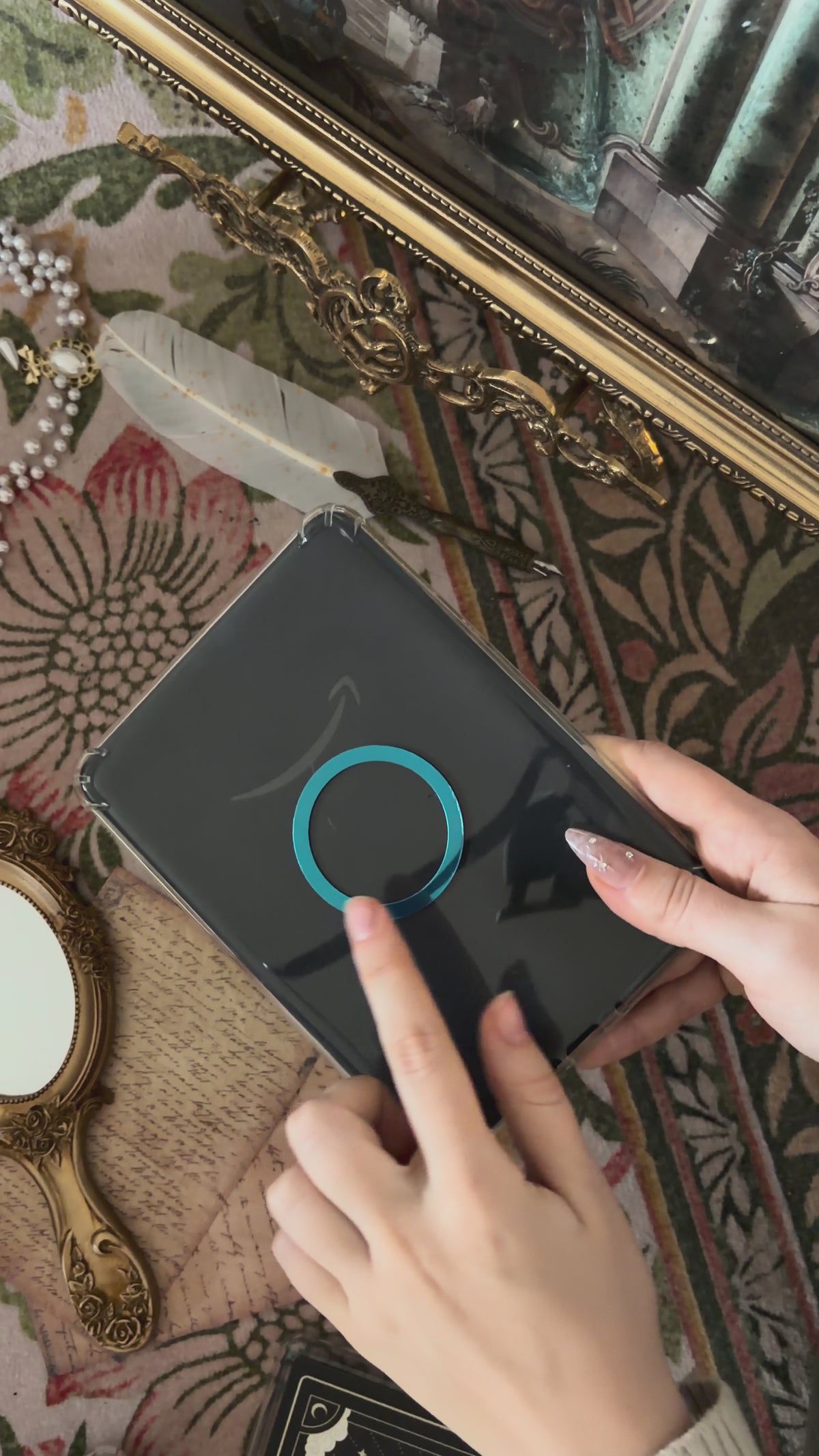 Fully Magnetic Kindle Case  - DragonKind